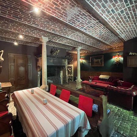 Les Confidences De Messire Sanglier, Stylished Guest Houses Beauraing Eksteriør billede