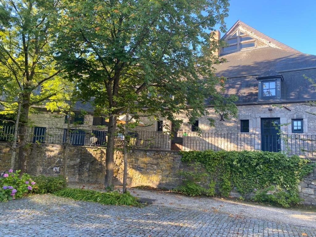 Les Confidences De Messire Sanglier, Stylished Guest Houses Beauraing Eksteriør billede