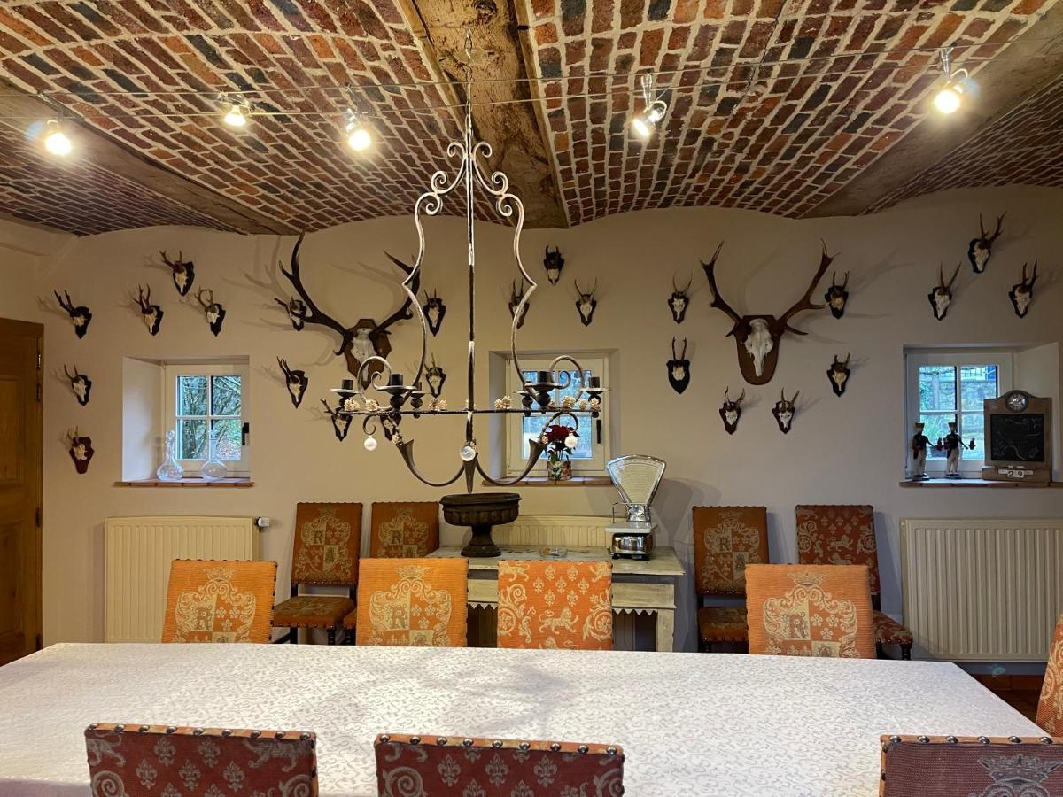 Les Confidences De Messire Sanglier, Stylished Guest Houses Beauraing Eksteriør billede