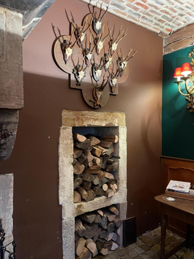 Les Confidences De Messire Sanglier, Stylished Guest Houses Beauraing Eksteriør billede