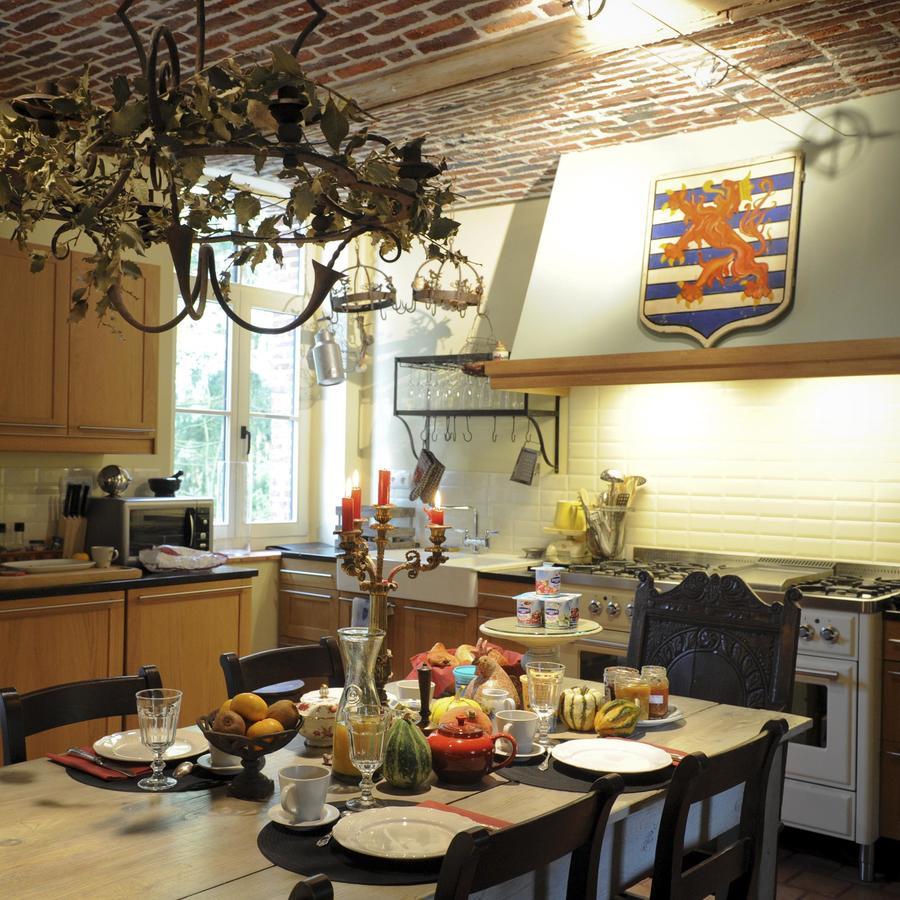 Les Confidences De Messire Sanglier, Stylished Guest Houses Beauraing Eksteriør billede