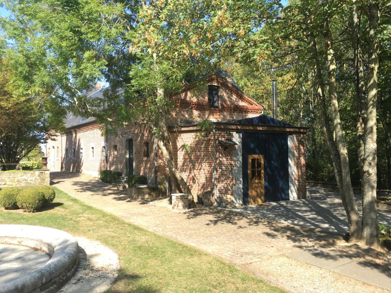 Les Confidences De Messire Sanglier, Stylished Guest Houses Beauraing Eksteriør billede